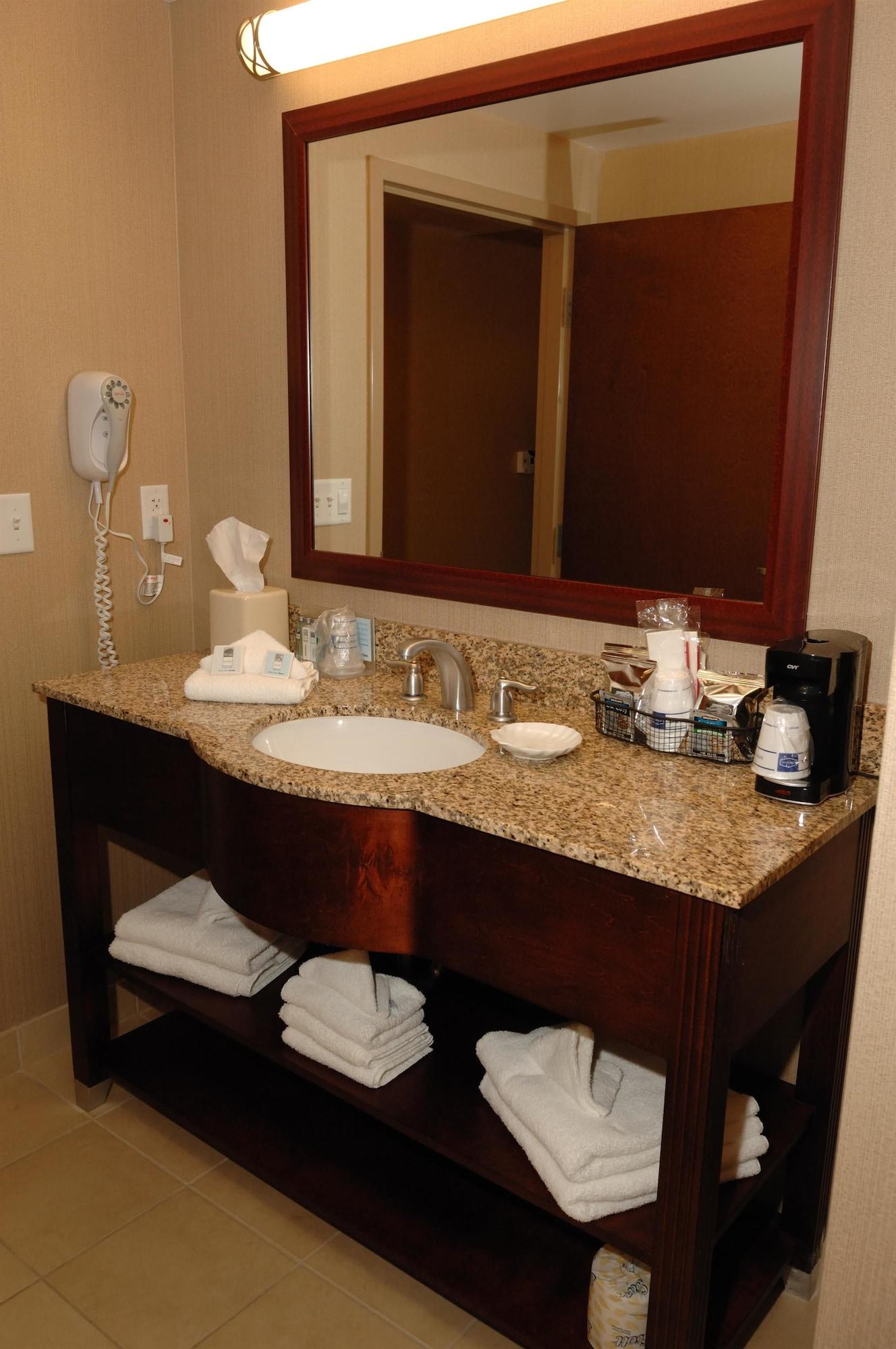 Hampton Inn Watertown Exterior photo
