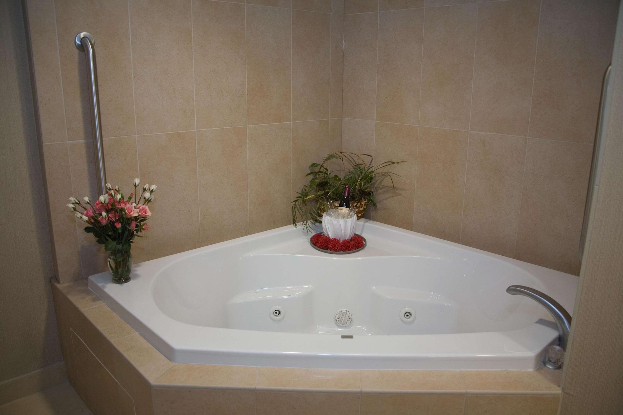 Hampton Inn Watertown Room photo