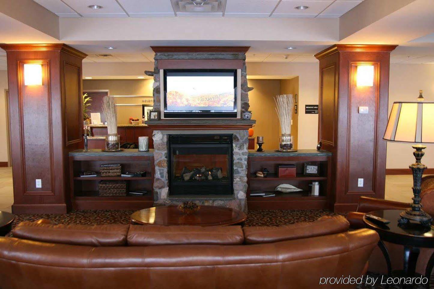 Hampton Inn Watertown Room photo